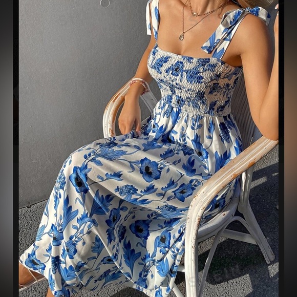 Blue & White Floral Dress Maxi - Ankle Length - Picture 2 of 5